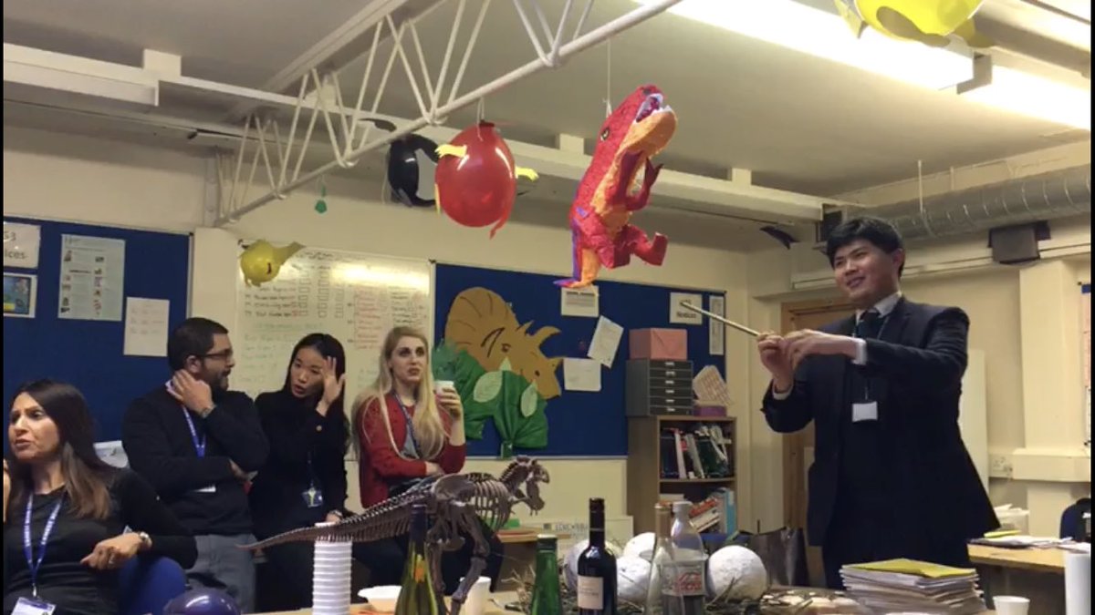 ErnestBevin_Sci's tweet photo. We ended #DinoScienceWeek with a bang last week #PartyTime #DinoPinatasAreTheBest @ErnestBevinColl https://t.co/BeQT0uRdLg