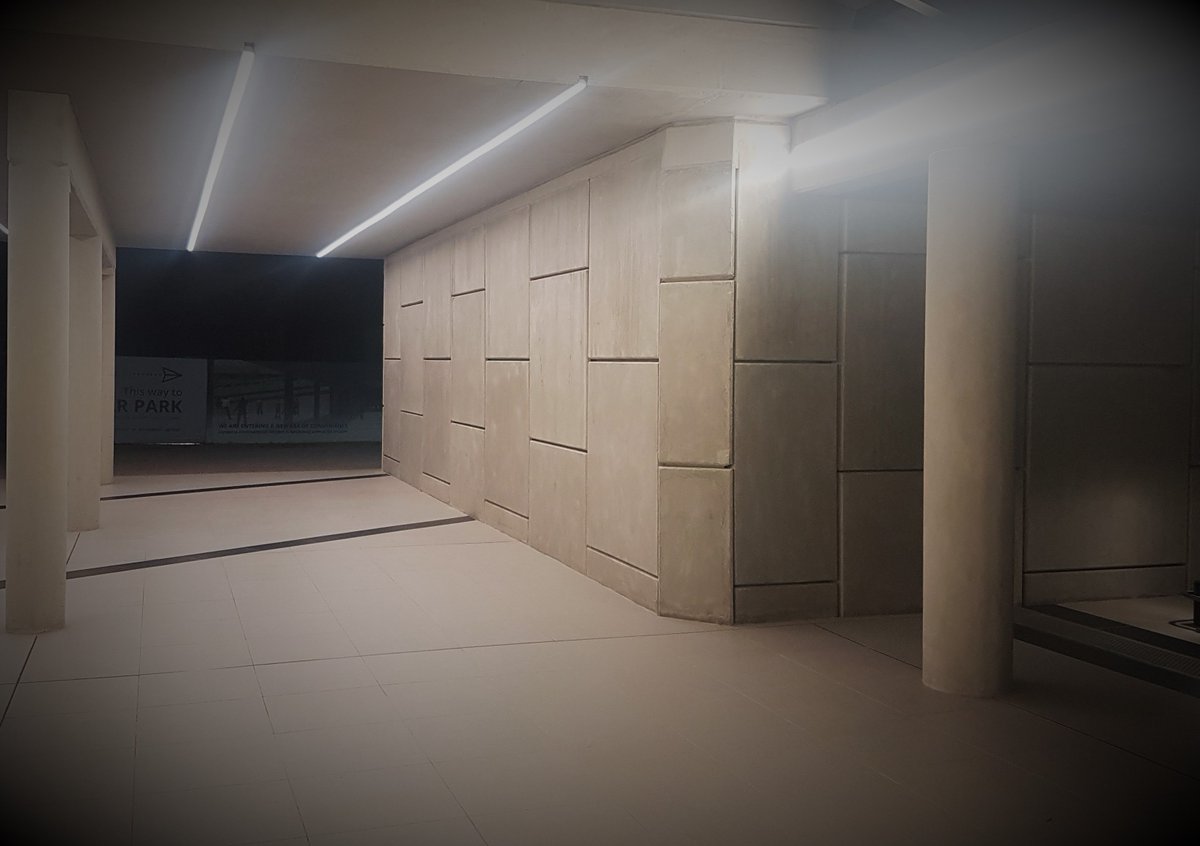 Maccaferri_ZA's tweet photo. Our #MacRes #reinforcedsoil #verticalwall was used to build the new entrance at @Lanseria_Int This is a one-of-a-kind structure resulting from the close partnership with @DeltaBEC and EIS Engineered Interlock Solutions
https://t.co/97doAl43f9 https://t.co/JieAYSs4Bt