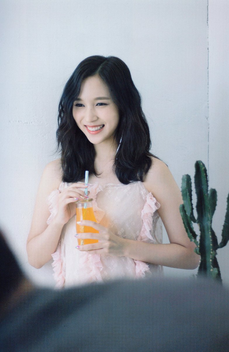 minasboyfriend's tweet photo. [D-1] #HappyMinaDay

". . . for hers is the beauty that whispers so subtly to your soul, capturing your heart and soul first, before entrancing your eyes."

@JYPETWICE #트와이스 #TWICE #미나 #MINA #みな #名井南 #ミナ https://t.co/3pP27RDSBs