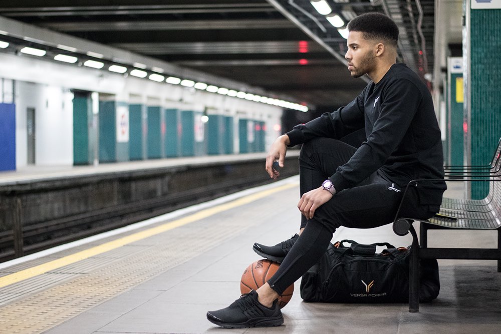 versa_forma's tweet photo. 💥 Back in Stock 💥 | Paragon Track in Noir | #VSFR https://t.co/1bWiTdGaXD