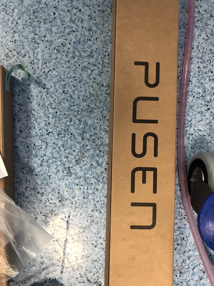 DrTortolero's tweet photo. First test @PusenMedical uscope 
View 8/10 
Ergonomic 10/10
Light 7/10
Flexión 10/10  
Single use nice option! 
#stones #urology #endourology https://t.co/RKoDujA9IM