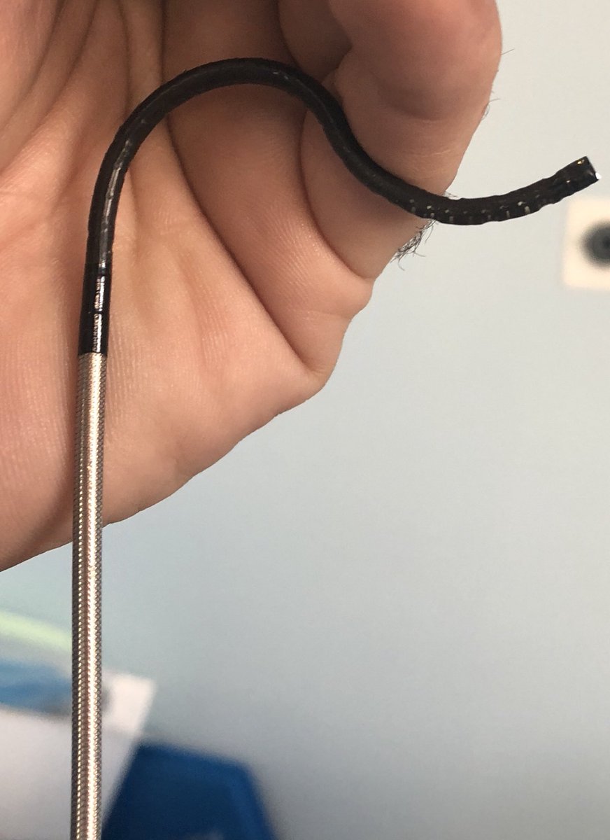 DrTortolero's tweet photo. First test @PusenMedical uscope 
View 8/10 
Ergonomic 10/10
Light 7/10
Flexión 10/10  
Single use nice option! 
#stones #urology #endourology https://t.co/RKoDujA9IM