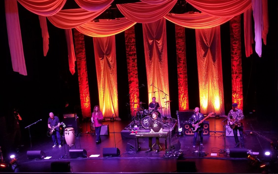 bmfproductions's tweet image. @burtoncummings @orleanscasino  looking forward to returning to the Orleans  Showroom with Burton and The Band Mar 31 April 1,5&amp;amp;6 th @worldcurling @CurlingCanada @LasVegas @TheCarpetFrogs #bclive