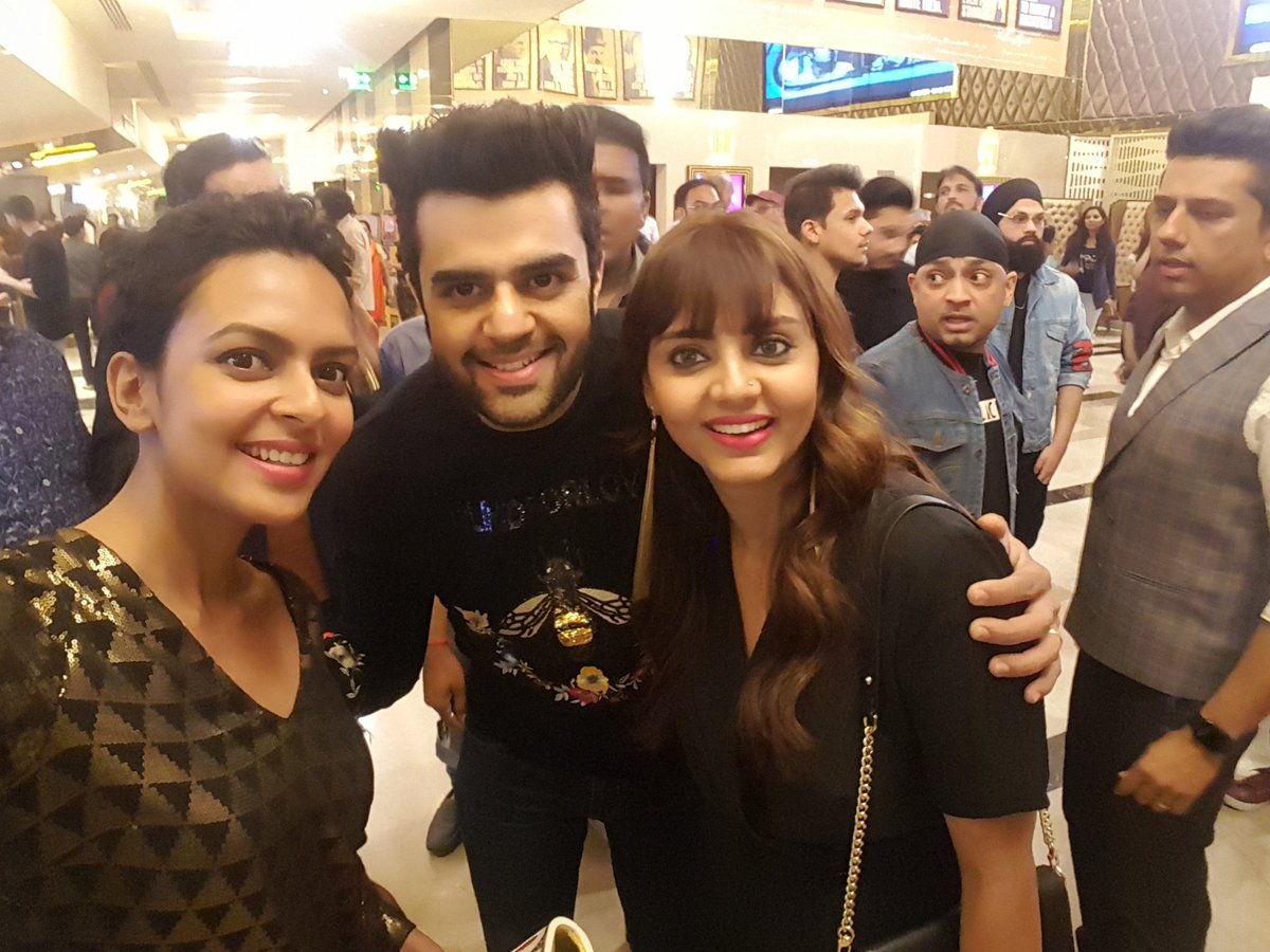 biditabag's tweet image. Wow @ManishPaul03 😍. You were too good in #BaaBaaaBlackSheep 😍🤗 loved ur perfoemance. All the very best. Keep rocking #BaaBaaBlackSheep
