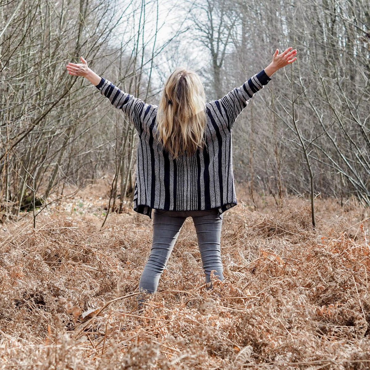 thoughtclothing's tweet photo. Over on our blog, we've shared some of the key #SS18 pieces that our bloggers are loving right now, as well as our new-season #stylingtips to help you get inspired. Click here to read: https://t.co/hO7Q6Lj3ch #bloggerfavourites 
Image: @TheWoodlandWife https://t.co/GFeDKROvaL