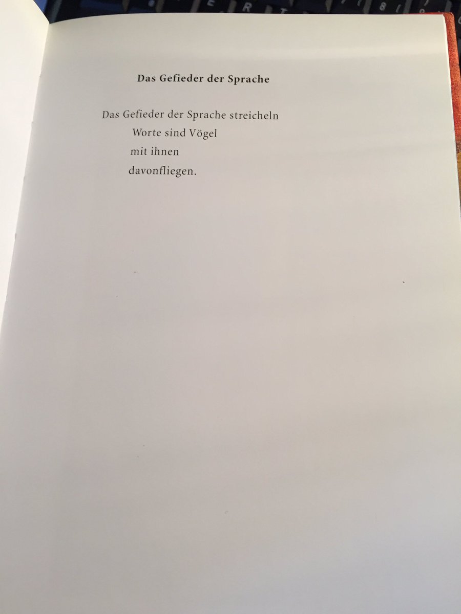 WortRatgeberin's tweet photo. Mein Hilde-Domin-Vorrat reicht sicher gut bis heute Nachmittag. Deshalb hier schon mal eine erste Einstimmung:
Das Gefieder der Sprache streicheln/Worte sind Vögel/mit ihnen/davonfliegen. #HeidelbergLiebtHilde cc: @heidelberg_de https://t.co/zNwhNBobFN
