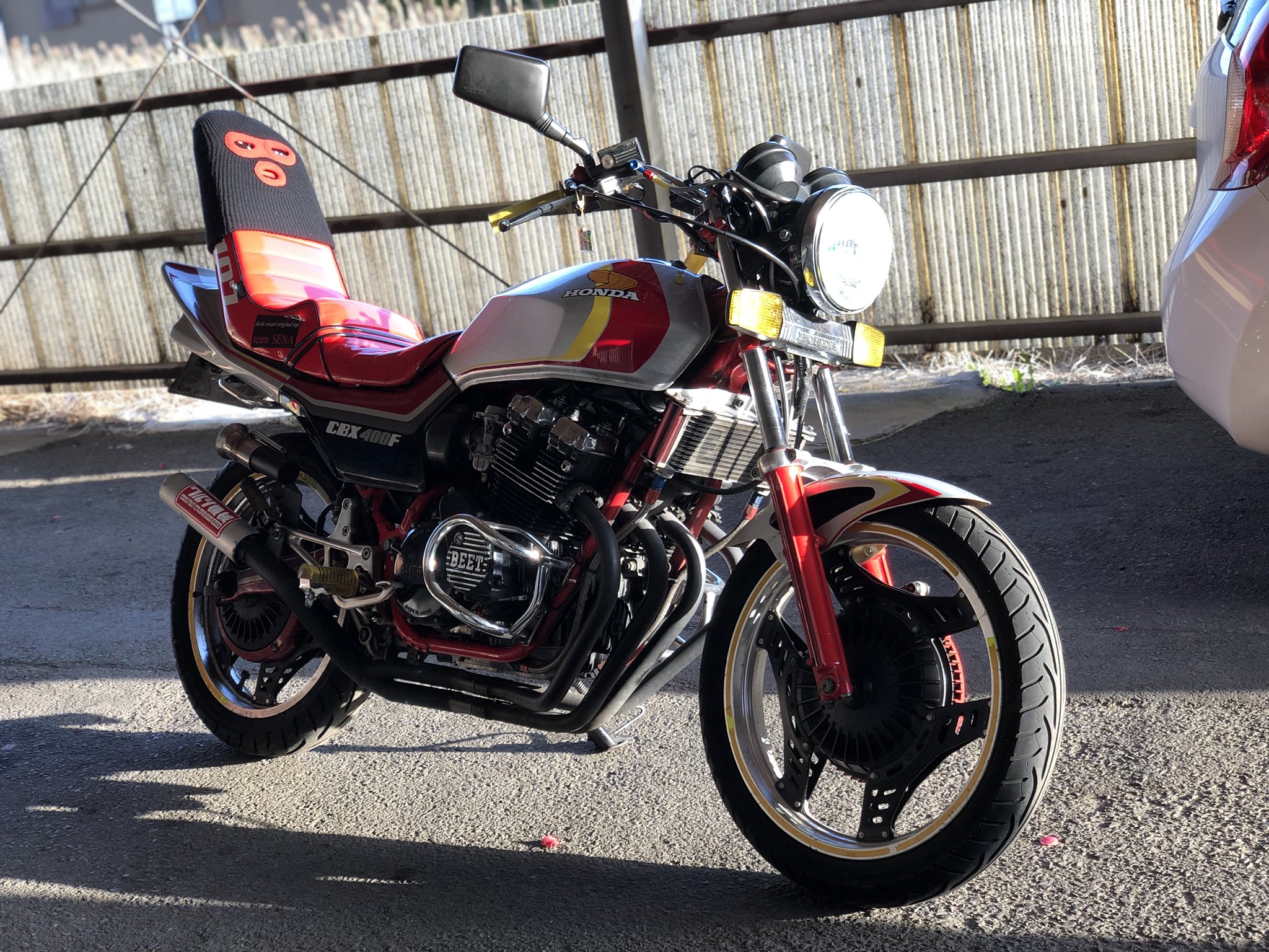 cbx400fヘッドライトカバー