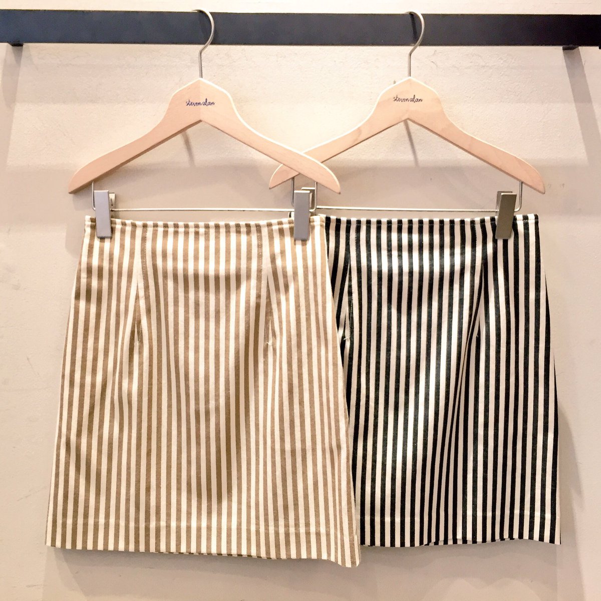 BY_KUMAMOTO's tweet photo. 【WOMEN】〈steven alan〉HICKORY TIGHT SKIRT
14,000円(+税)
#BYITEMSW 
#stevenaran https://t.co/kQq0HGO2pe
