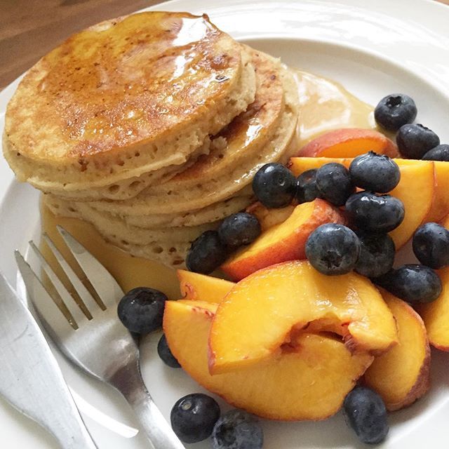 ClemieVeganCake's tweet photo. I can’t stop making pancakes 🙊
#vegan #vegancake #vegannottingham #veganbakery #nottsvegan #vegannotts #handmade #secretsofnottingham #itsinnottingham #madeinnottingham #pancakes #veganpancakes #protienpancakes #breakfast #tfif #friday #friyay #trea… https://t.co/kqIFZ6oYpi https://t.co/hvqoUJRKHr