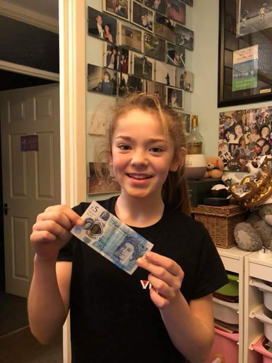 edwarddeefund's tweet photo. This has made me cry! And its not often I'm lost for words, but I really don't know what to say. So kind of you Hayley, and I feel very privileged xxxxx
https://t.co/tcGRtZRbij
#buyLizacoffee #buyLizamilkytea
#forEdward @Hlst3 https://t.co/kvtFo1YOkj