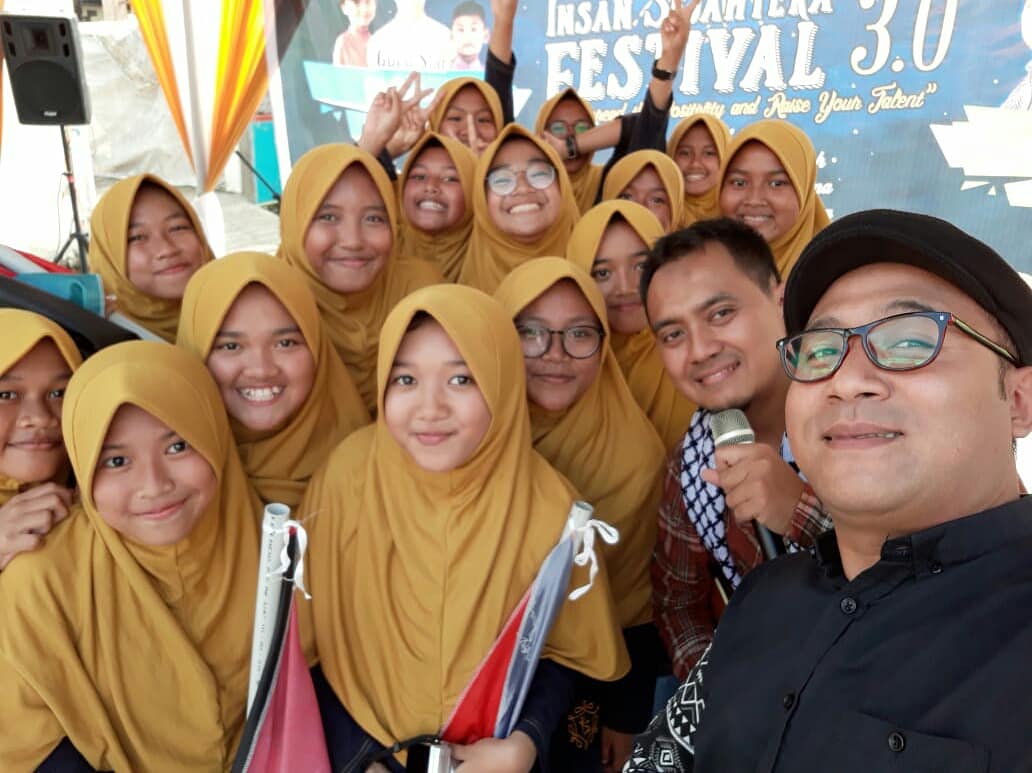 IG : @edcoustic tweet media