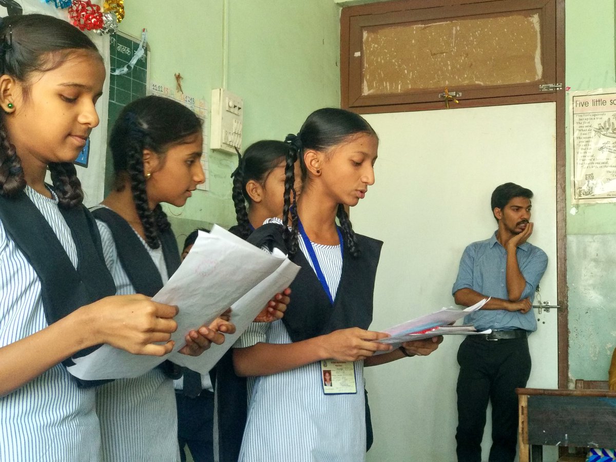 ApniShala's tweet image. #Day10 of #AnokheClassrooms at Nehru Nagar Hindi #BMCSchool saw a powerful display of #StudentOwnership with a lot of passion &amp;amp; joy.
#SocialEmotionalLearning #Education #LifeSkills #MumbaiPublicSchool #MunicipalSchool #PublicPrivatePartnership #ServiceLearning #StudentResearchers
