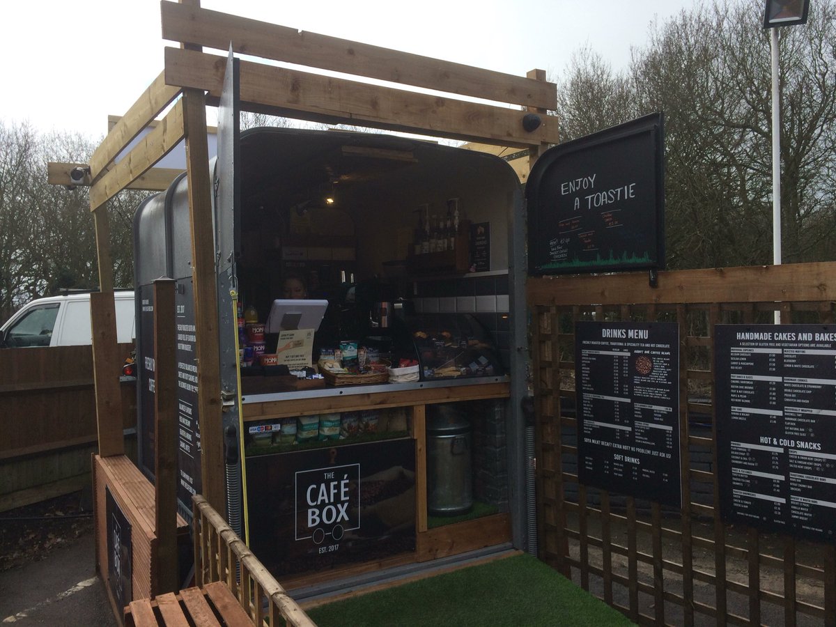 SparkyBalloon's tweet photo. Quirky little coffee @thecafebox https://t.co/jVapioZYwD