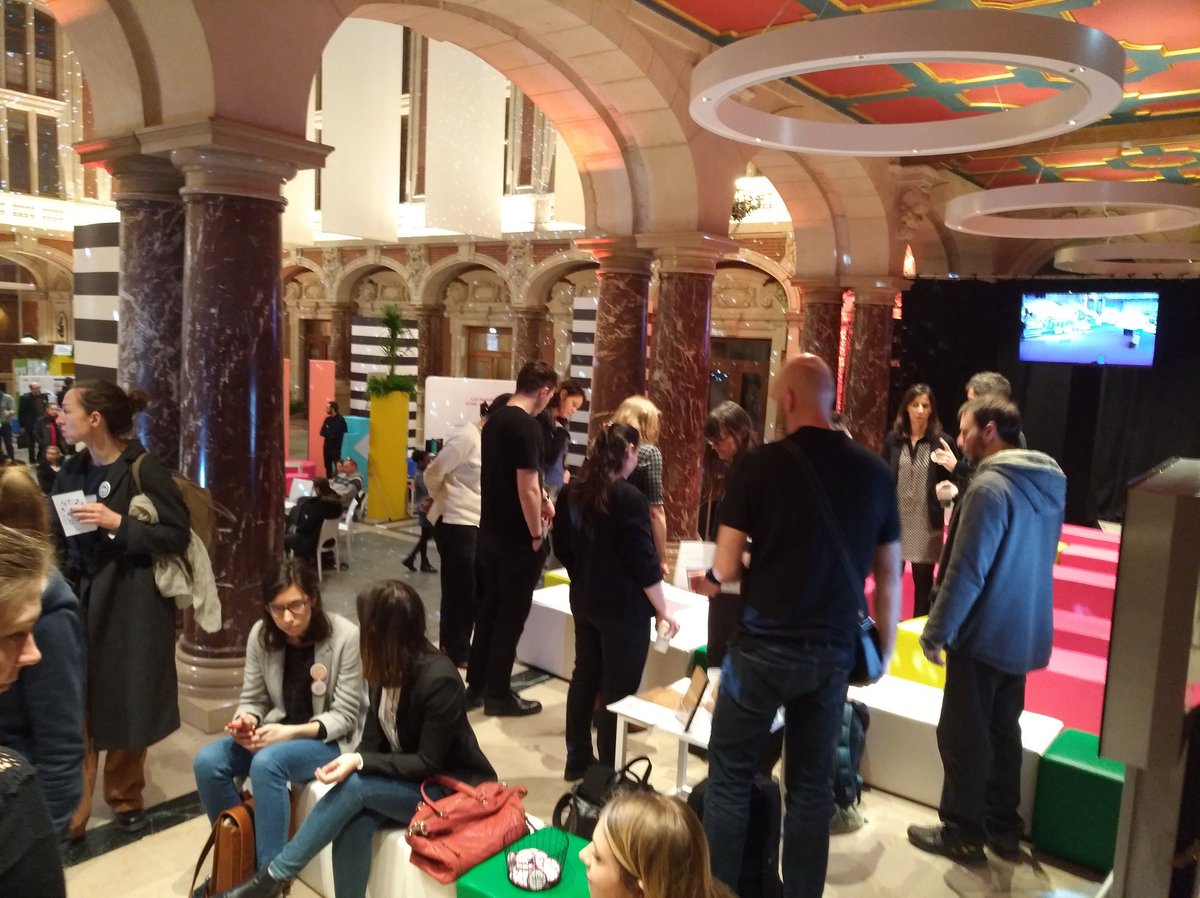 POP_collectif's tweet photo. [DirectLive] La #communauteinnovation @legrandbarouf se motive pour la session des Questions Citoyennes ! Alors coup d'état ou coup d'éclat ?! Réponse à 10h30 https://t.co/TMRXJdhHFz