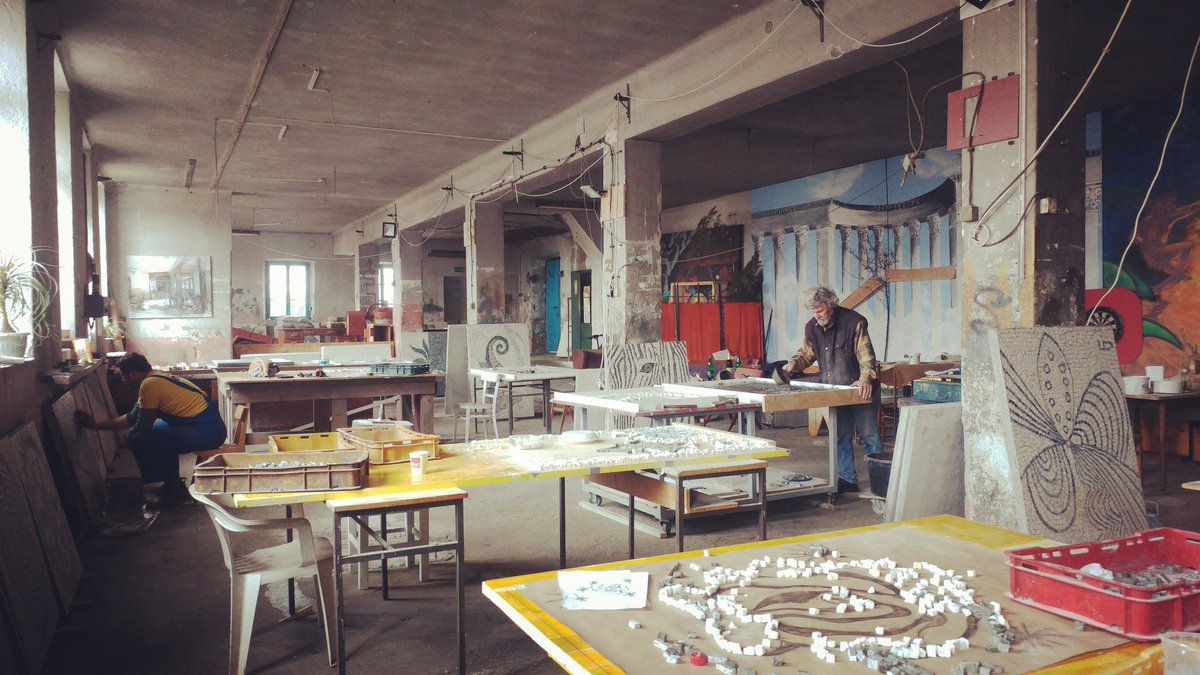photoangie1988's tweet photo. #morning in #ambalaza #VelaLuka #KorculaIsland
#LukaMozaika #LSVL #MosaicWorkshop #mosaic #art #stone #culture #BuildingWorldsLongestWalkingMosaic #VelaLukaFullOfArt #VelaLukaFullOfMosaic #CroatiaFullOfLife #CroatiaFullOfCulture #ToBeTogether https://t.co/rjNHV6r2hm