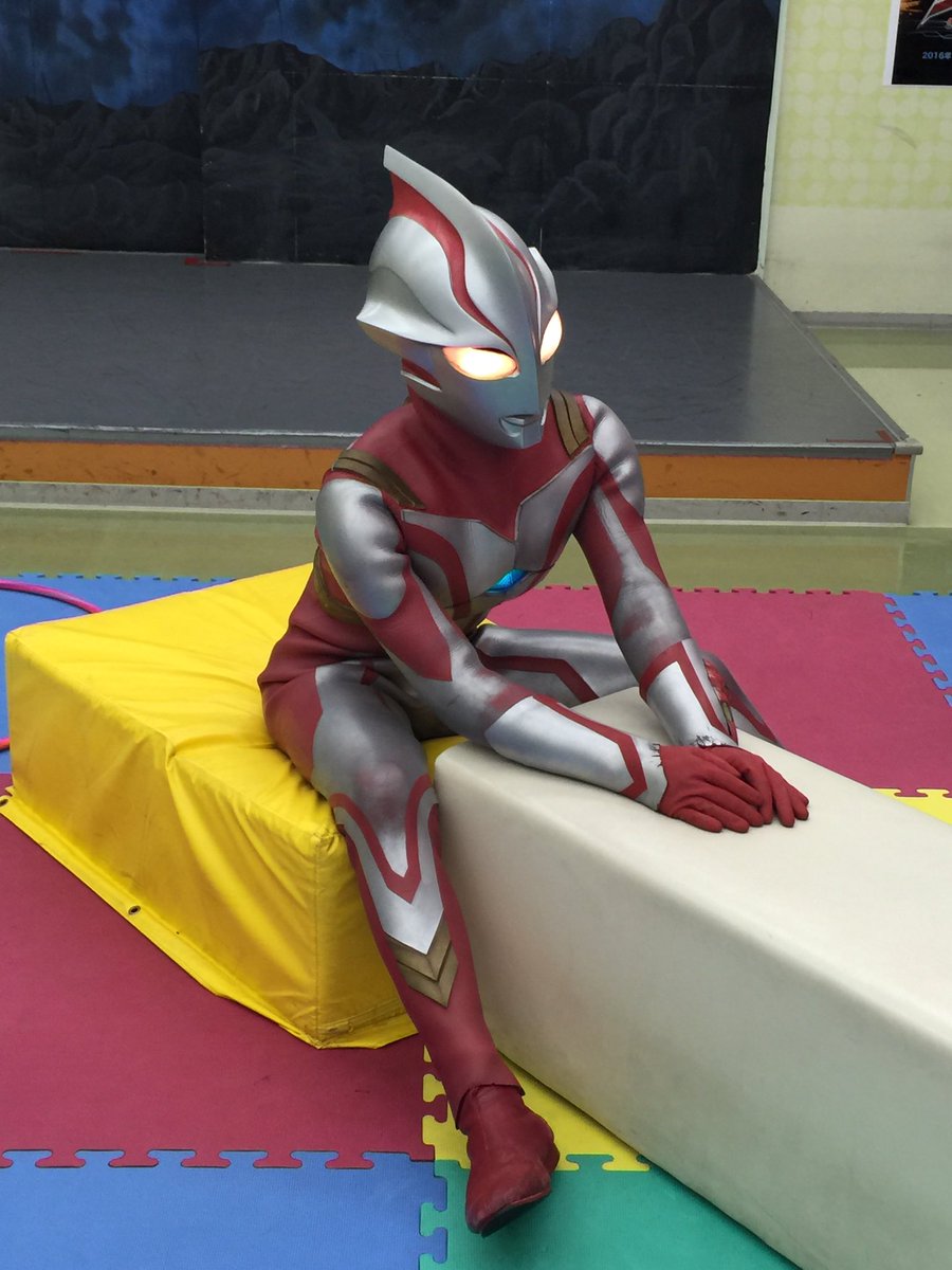 丸山浩さん ウルトラマンメビウスはツシマヤマネコがモデルです 猫さんっぽいと言われていたけど本当に と驚きの声 Togetter