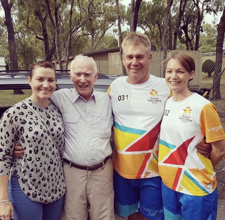 AnnaMeares's tweet photo. Pretty special photo from today
#Tucker #Meares #Cycling
@GC2018 #QBR2018 https://t.co/7de8gIqf5u