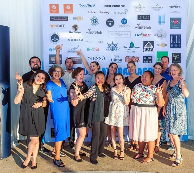 PHBGTU's tweet photo. This is our fabulous team celebrating because our famous Pop Up fundraising event was once again beautiful! Thanks to everyone you helped make the event a success!
#phbgtu #FundraisingEvent #PopUp4 #ChildrensCharity #GoTeam #Fundraisers #GoodCause #Phuket https://t.co/1rVtyYuG8E