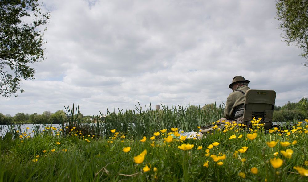 When visiting Conningbrook Lakes please adhere to the country park regulations at all times and remember to keep to the public access areas and tracks.