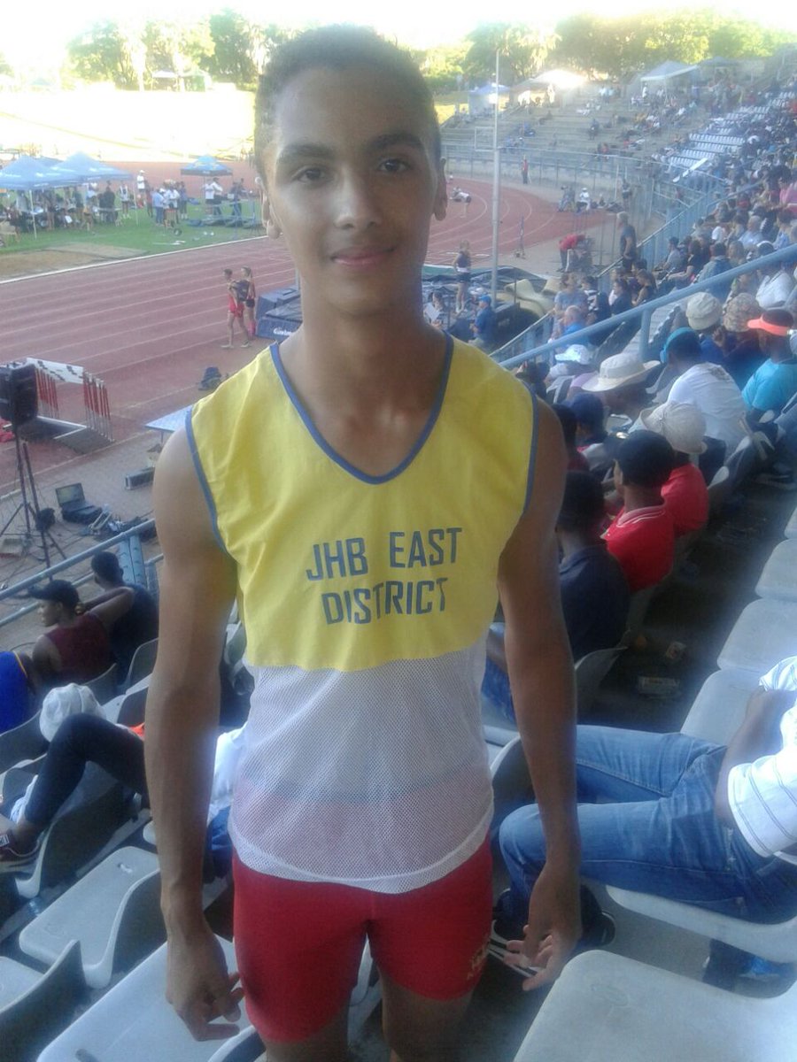KingEdVIISchool's tweet photo. #RedAthletics #SASchoolsChampionships @KingEdVIISchool Lythe Pillay placed 1st in 400m u15 final with an outstanding time & NEW SA RECORD 47.99s old record was 48.79s #redapplause #redclass well done young man! @peace1972SMS https://t.co/IWwxIqEmuQ