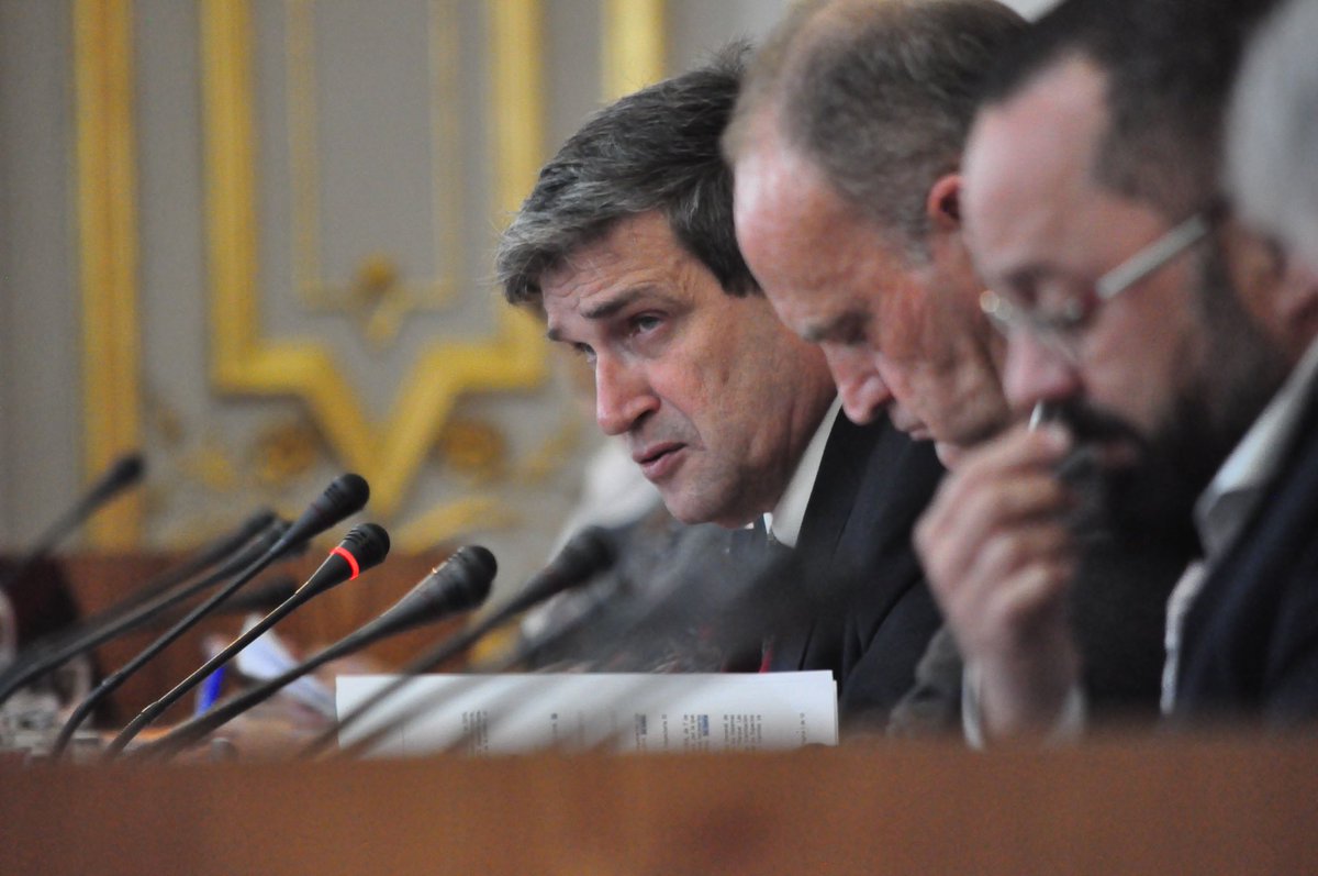 Incalificable su actitud <a href="/sabrosoangel/">Angel Sabroso</a> no juegue usted al miedo <a href="/PPLPGC/">PP LPGC</a>