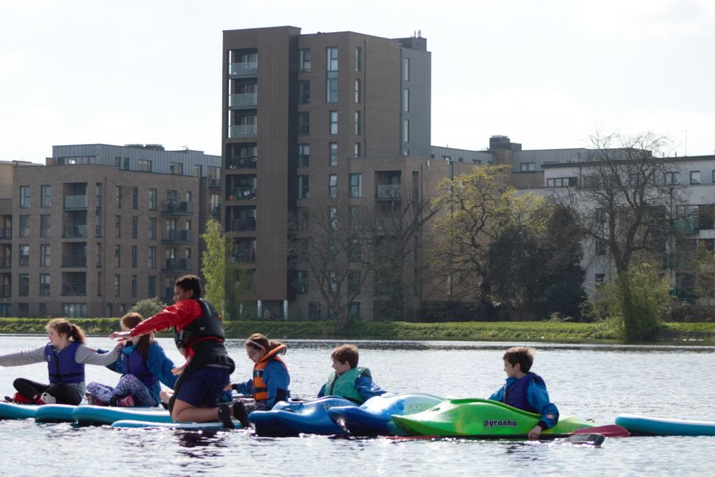 WestReservoir's tweet photo. Youth club subscriptions are now open, for membership info click the link https://t.co/uhz8508xUG for school holiday activities https://t.co/4FzjP7wEQV
#watersports #kayak #sailing #westreservoir #wetlands #sup #paddle #youthclub #hackneykids #activities # @GoodNewsHackney #fun https://t.co/j1OV84KJ3a