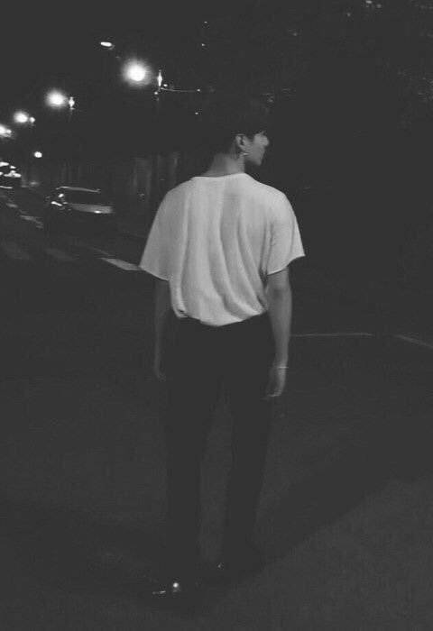 Jungkook_BTS_re's tweet photo. 大好きな、推しの 전 정국🐰
のセンイルまでに
901いいね＆901RT🌷

絶対に成功させたいです💣🎌

ARMYの皆さんよろしく
お願いします👑

#ARMYさんRTお願いします
#RTした人全員フォローする 
#ARMYスルー禁止
#拡散希望 https://t.co/j0ltBhN1KL