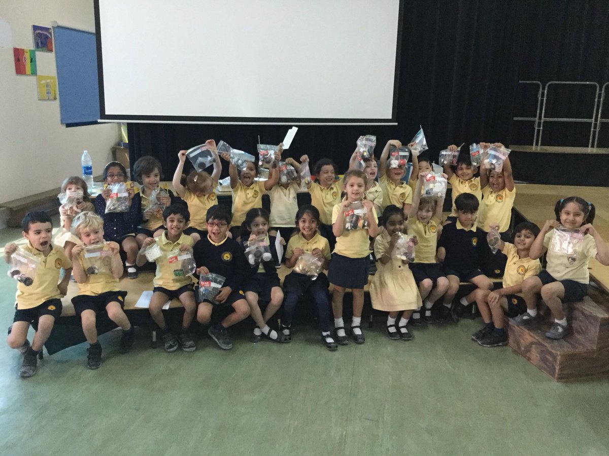 Horizon_FS2's tweet photo. Look at all the chocolate we bought today! 🍫 Thank you @Horizon_Year3! We really enjoyed looking and trying all the different chocolate creations you made. #HorizonHappiness #HorizonFS2 https://t.co/rJj89TkGxe