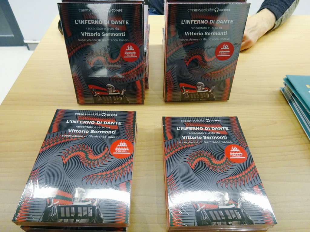 Andrea Kerbaker, direttore di <a href="/TempodiLibri/">Tempo di Libri</a>, introduce L’#Inferno di #Dante letto e raccontato da #VittorioSermonti. Ne parlano Ludovica Ripa di Meana, Davide Tortorella e Luca Scarlini. <a href="/EmonsEdizioni/">Emons Libri & Audiolibri</a>