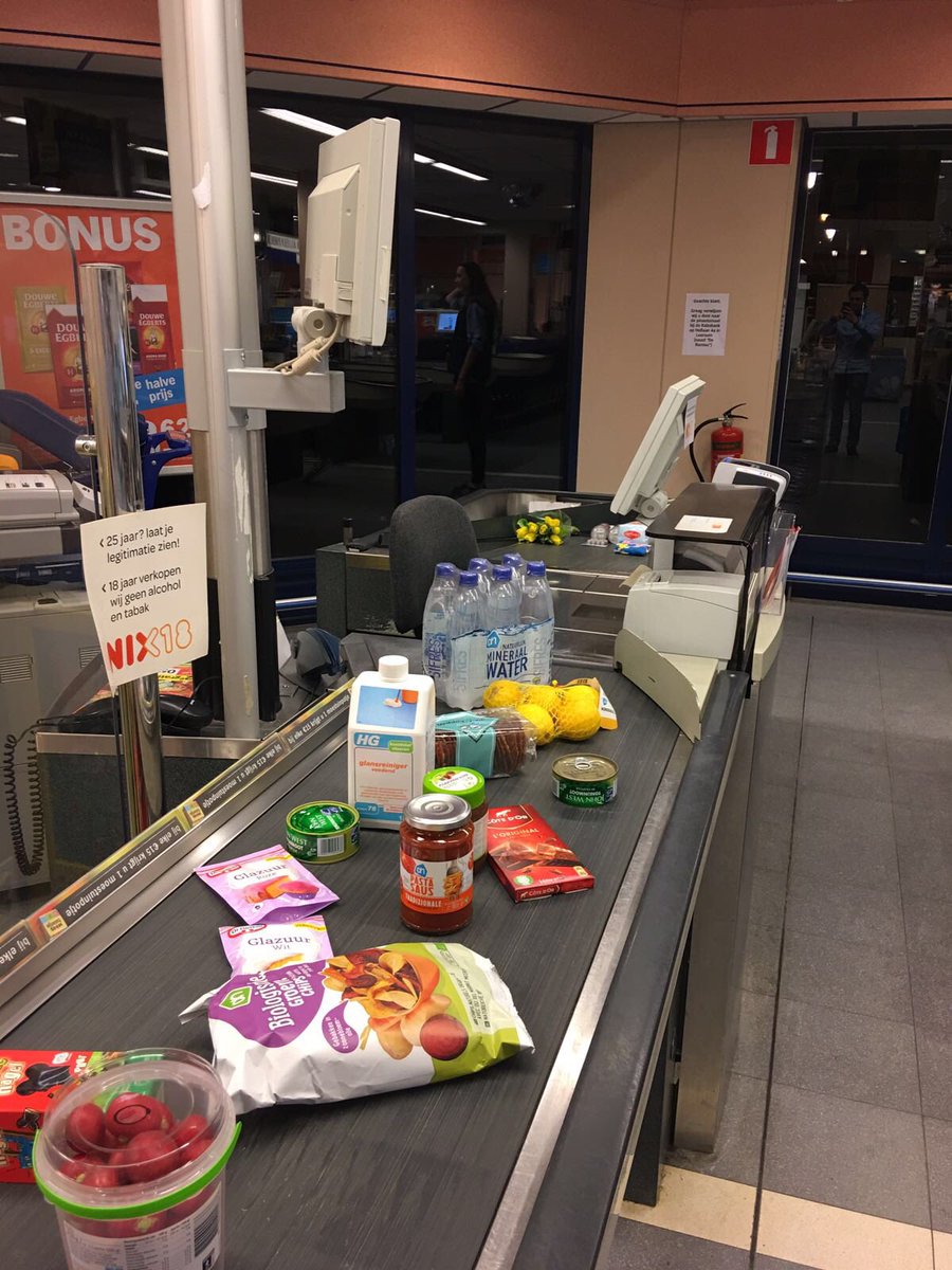 Wie kan deze boodschappen challenge aan? 💪 We zoeken per direct nieuwe caissières, iets voor jou? Kom langs bij onze infobalie om te solliciteren. #vacature #leersum