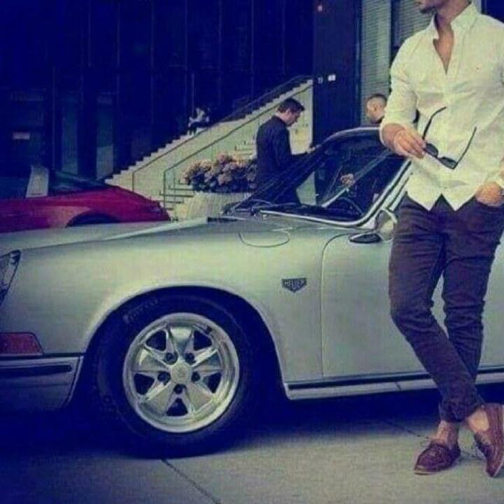 Engrahmedaftab's tweet photo. Come hangout with me on #BIGOLIVE https://t.co/yaVlJ74orD https://t.co/DPMJ0QmWYN