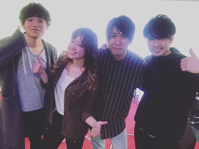 SONGORDERvoMAO's tweet photo. 駒沢STRAWBERRY FIELDS来てくれた方々ありがとう!
次はいよいよ、上野音横丁にてUNIQUE6のrelease!!
お楽しみに👋
#UNIQUEPROJECT
#UNIQUE6 https://t.co/PT3gKUiRjK https://t.co/ZYZ5tWbIrT