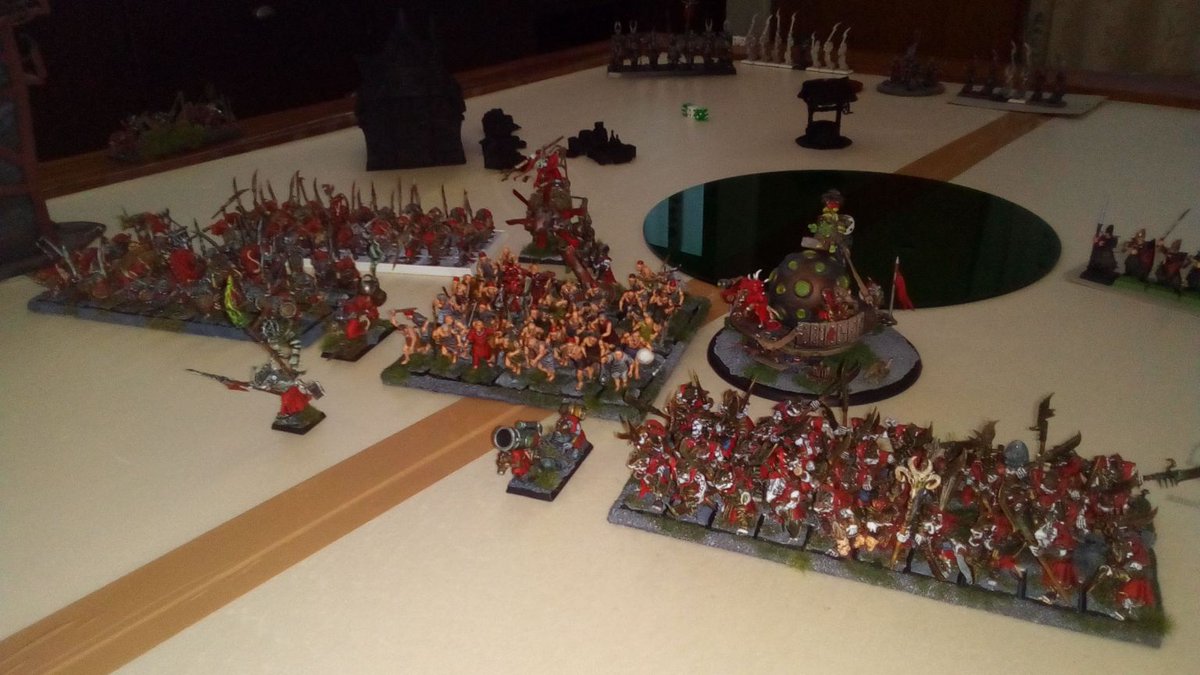 BKRedaktion's tweet photo. During my last 7th edition #warhammer match, my #skavenblight themed army missed some punch in close combat, so I started converting a few #ratogres. I don't mind people playing #AoS, but nothing beats the #oldhammer feeling of big armys on the table! #warmongers #skaven -bb https://t.co/aINwUlwmNv