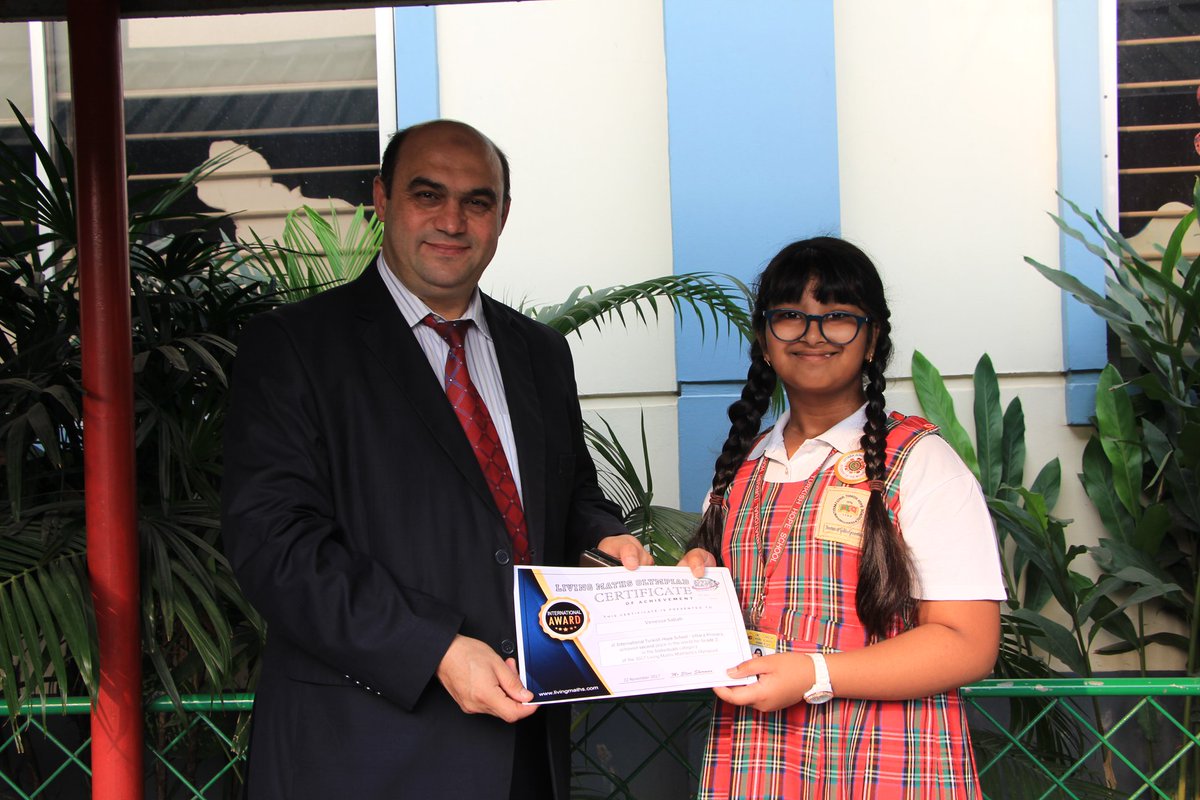 IHSBD1996's tweet photo. #ITHS are proud to announce, some of our students were successful in securing world ranking among all who participated in the int'l #LivingMathOlympiad 2018. They received their prestigious certificates from the honorable Chairman on Thursday during the morning assembly. https://t.co/LSiUnYx3yf