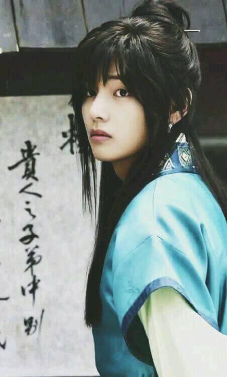 ChAmEnbAnOl's tweet photo. #kimtaehyung😘😍 https://t.co/AMZO3N80N4