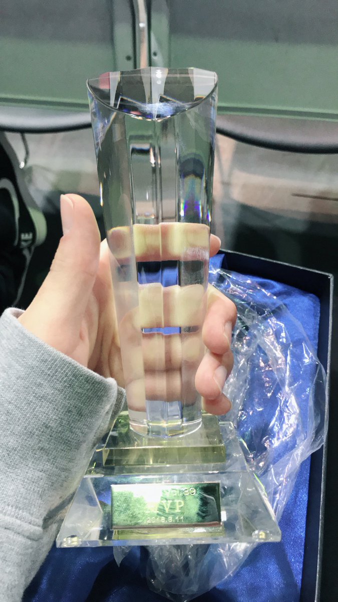 試合1ラウンド1分でTKO勝ちできました！しかもなんかMVP貰えました笑笑
応援してくれた人ありがとうございました！！！