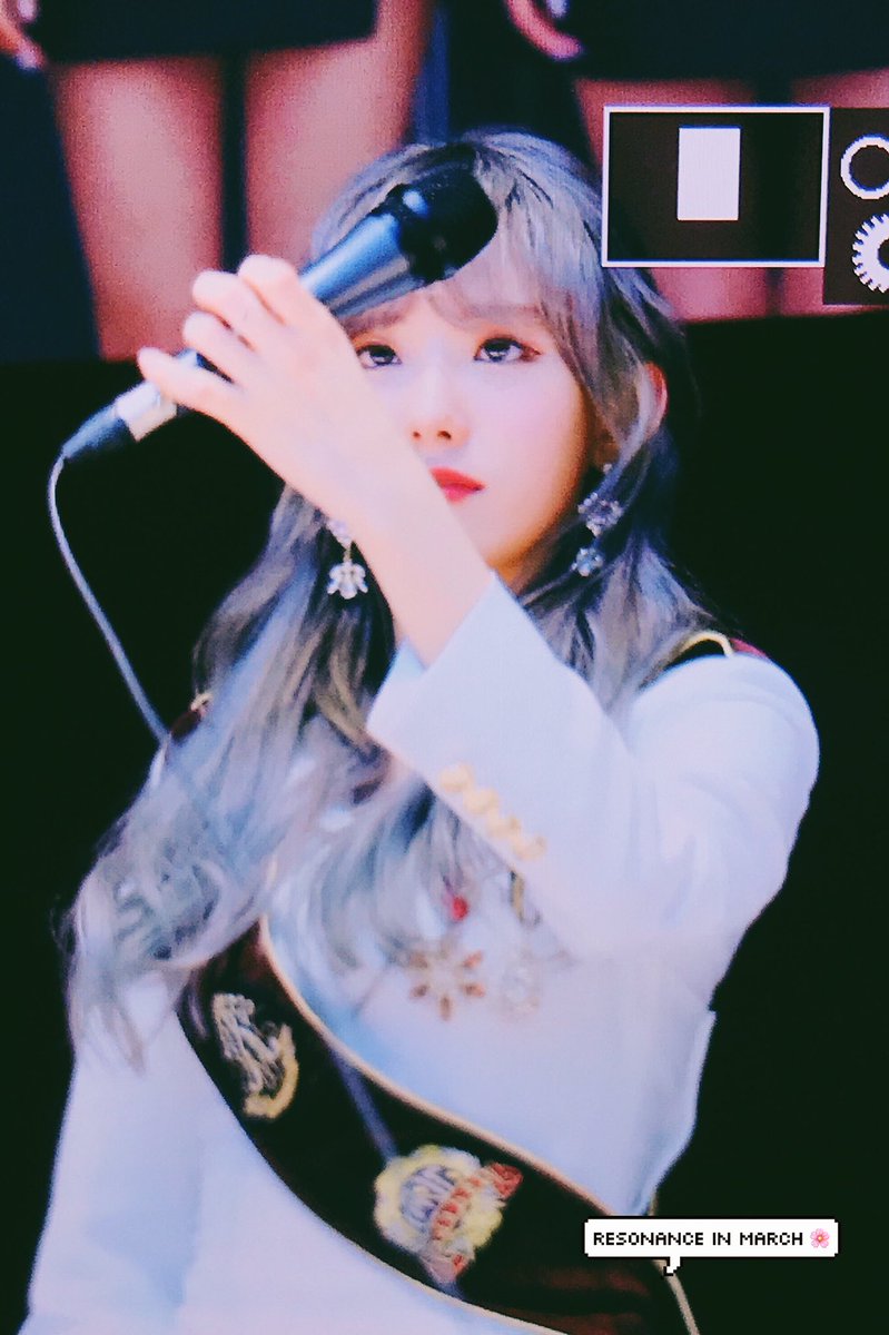 19970306net's tweet photo. 180311 여의도팬싸 @WJSN_Cosmic 
#우주소녀 #루다 #WJSN #LUDA
#꿈꾸는마음으로 🌌 https://t.co/ytHp1fH9cy