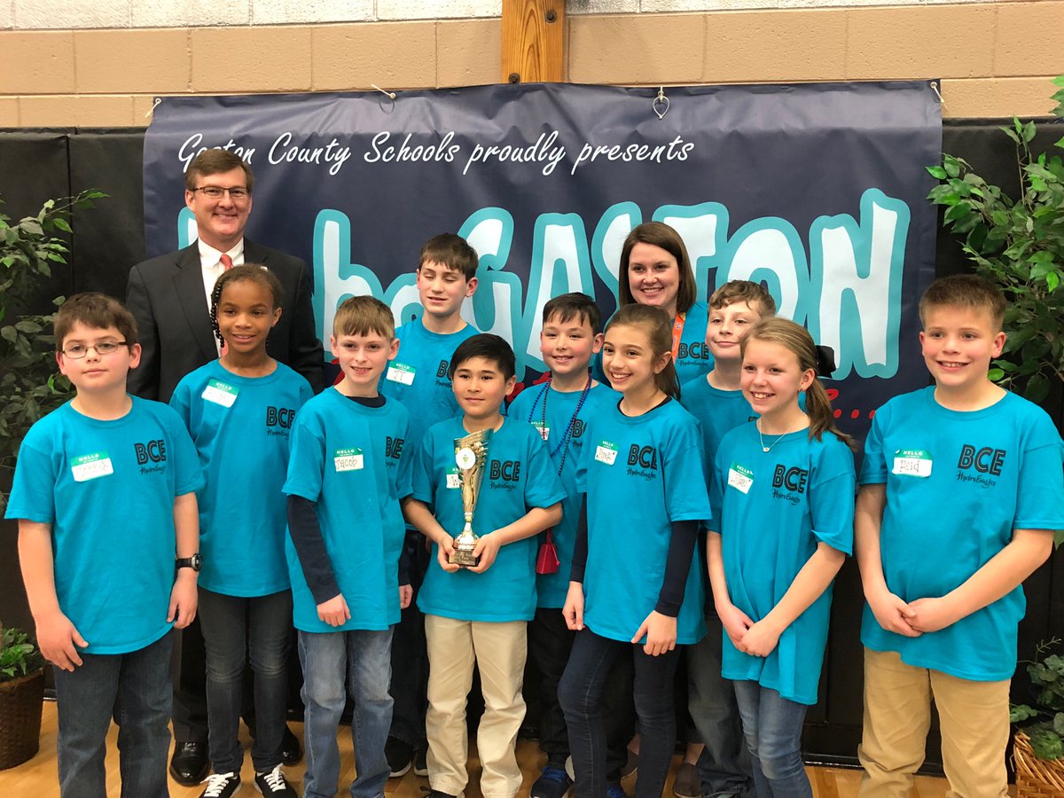PhyllisWhitwort's tweet photo. Proud of our team and coach!!! 2nd Place Project Presentation!!!! https://t.co/p1sCoOvIDj