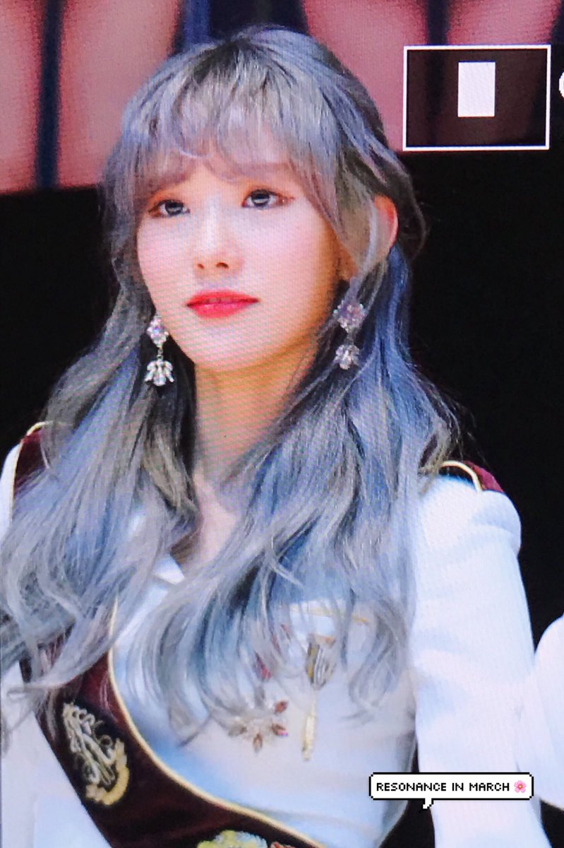 19970306net's tweet photo. 180311 여의도팬싸 @WJSN_Cosmic 
#우주소녀 #루다 #WJSN #LUDA
#꿈꾸는마음으로 🌌
루다야 오늘 진짜 예쁘더라...😢 https://t.co/cC9qA2LVQs