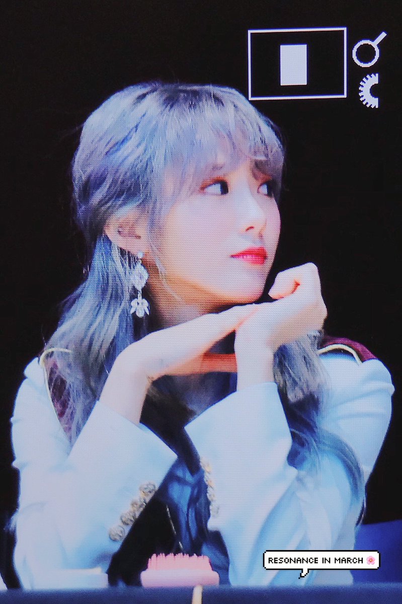 19970306net's tweet photo. 180311 여의도팬싸 @WJSN_Cosmic 
#우주소녀 #루다 #WJSN #LUDA
#꿈꾸는마음으로 🌌
우와..... https://t.co/pkR8rglwqf