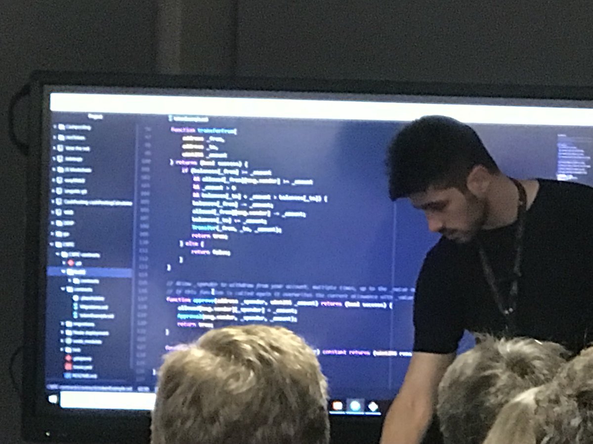 amarotoenriquez's tweet photo. Muy buen taller ayer en el CTBTC de @Dalbelap y Enrique Alcazar de iniciación a Wallet y SmartContract #blockchain #erc20 #smartcontracts #cryptokitties #metamask #CIBTC2018 https://t.co/ZfAnG2Fpbt