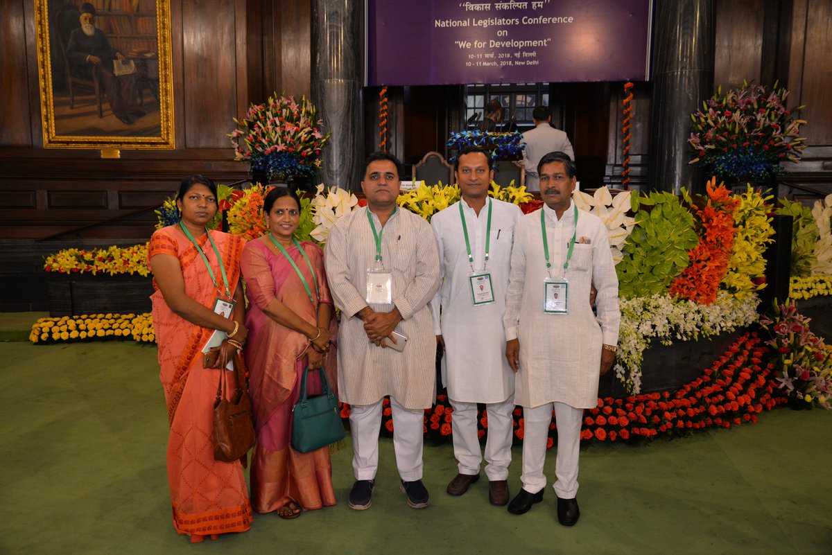 LokSabhaSectt's tweet photo. Glimpses of the Closing Session of #NationalLegislatorsConference in Central Hall of the Parliament House.
#NationalLegislatorsConference2018 #NLCDelhi2018 #WeForDevelopment @S_MahajanLS @loksabhatv https://t.co/4SrUqquNtM