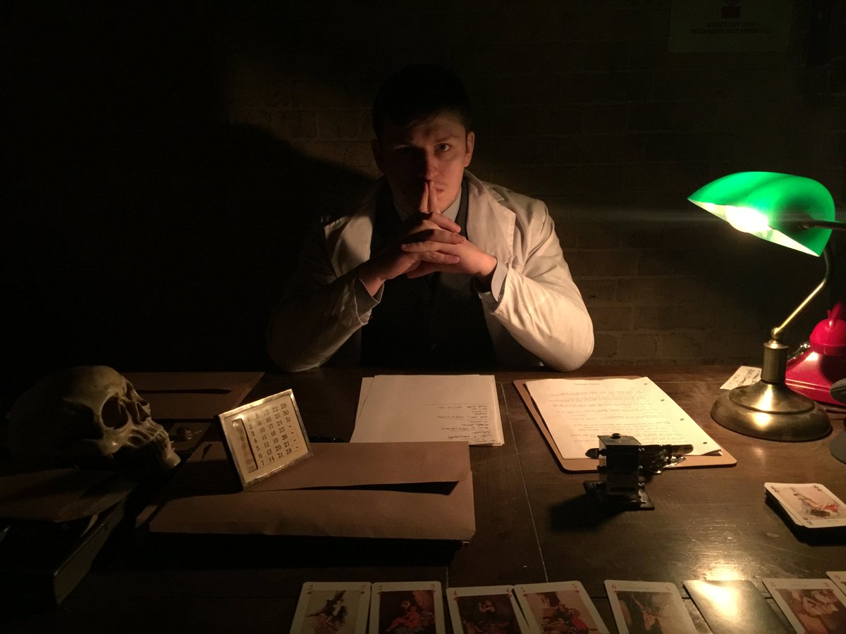 thespyinthestalls tweet media