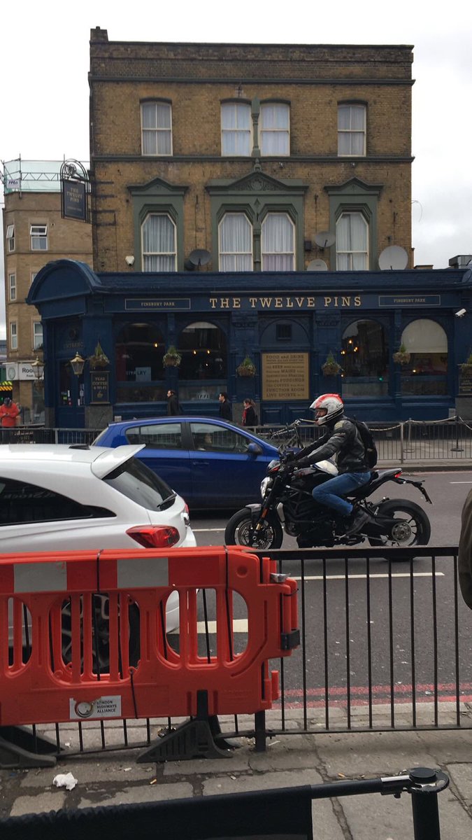 Ross__Taylor's tweet photo. Favourite away day ruined, fuck you 12 pins. https://t.co/evZFO5Yfx1