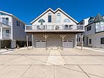 jriannone's tweet photo. See what I found on @Zillow! https://t.co/dFSl1NXXCu https://t.co/gad2PZxMne