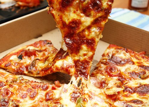 croissantbase's tweet photo. @changkyuncrs we promised you some pizza so ! https://t.co/51MHAjKN8L