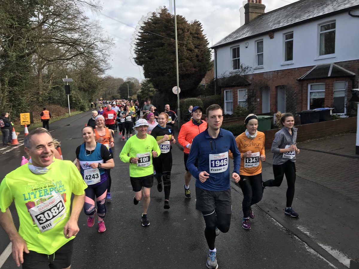 Rotaryeditor's tweet image. Get in there! A fantastic, pain-free @surreyhalf pacing for the fab @xempouk team. Back in the fold after an injury-riddled 2018. Great race and superb support around the course.