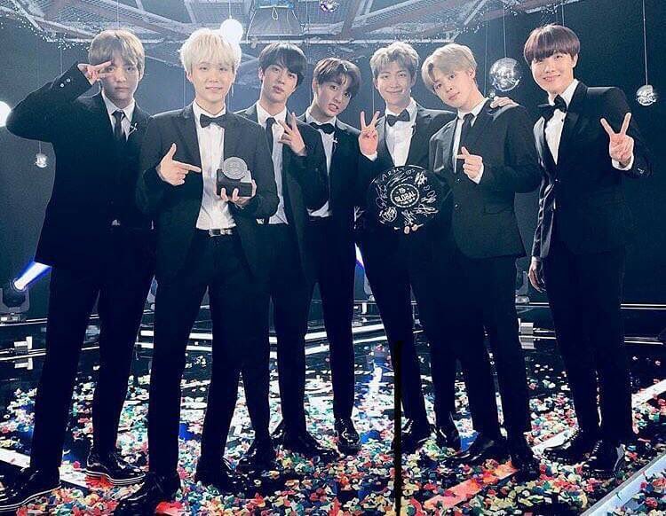 V43248348's tweet photo. 協力お願いします🤲

BTSの結成日6月13日までに、613個RTか613いいねを集めたいです！

#ARMYさんスルー禁止 
#ARMYさんと繋がりたい 
#ARMYさんRTお願いします https://t.co/LksReosmVP