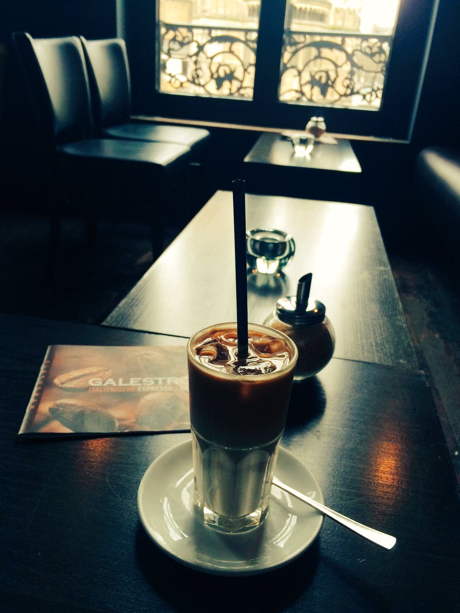 bonnisstCLUB's tweet photo. #bonnisst Besprechungen mit potenziellen Partnern &amp; Unterstützern machen wir grundsätzlich gern im #Galestro. Zumindest unter der Woche kann man es dann auch mit einer Besichtigung in der #Kaiserpassage kombinieren.

Genießt das Wochenende ☀️ https://t.co/q2vMyK4RRW