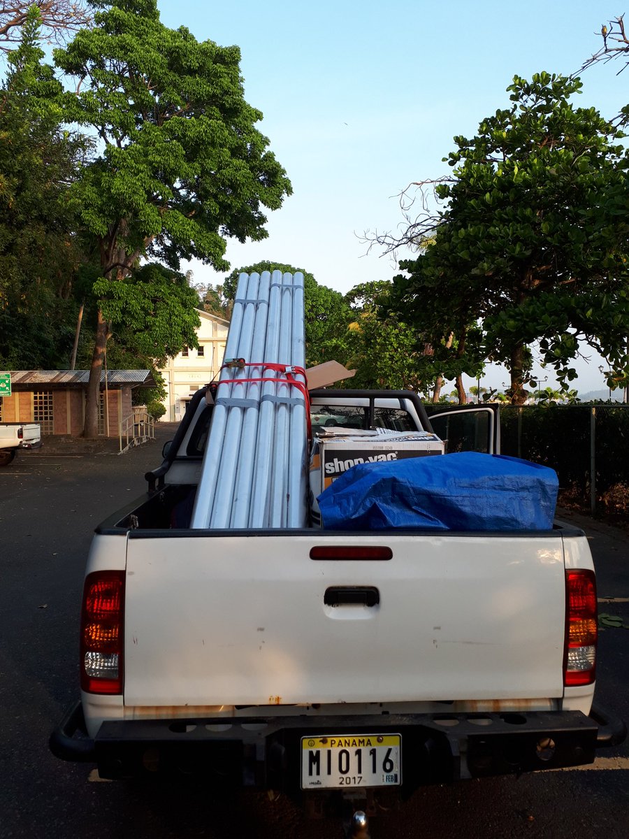 BlancaFiguerola's tweet photo. Ready to #Bocas with @odealab. #coring #subfossils #molluscs #corals #otholits #Panama #STRI @stri_panama https://t.co/zv3wYFM1jt